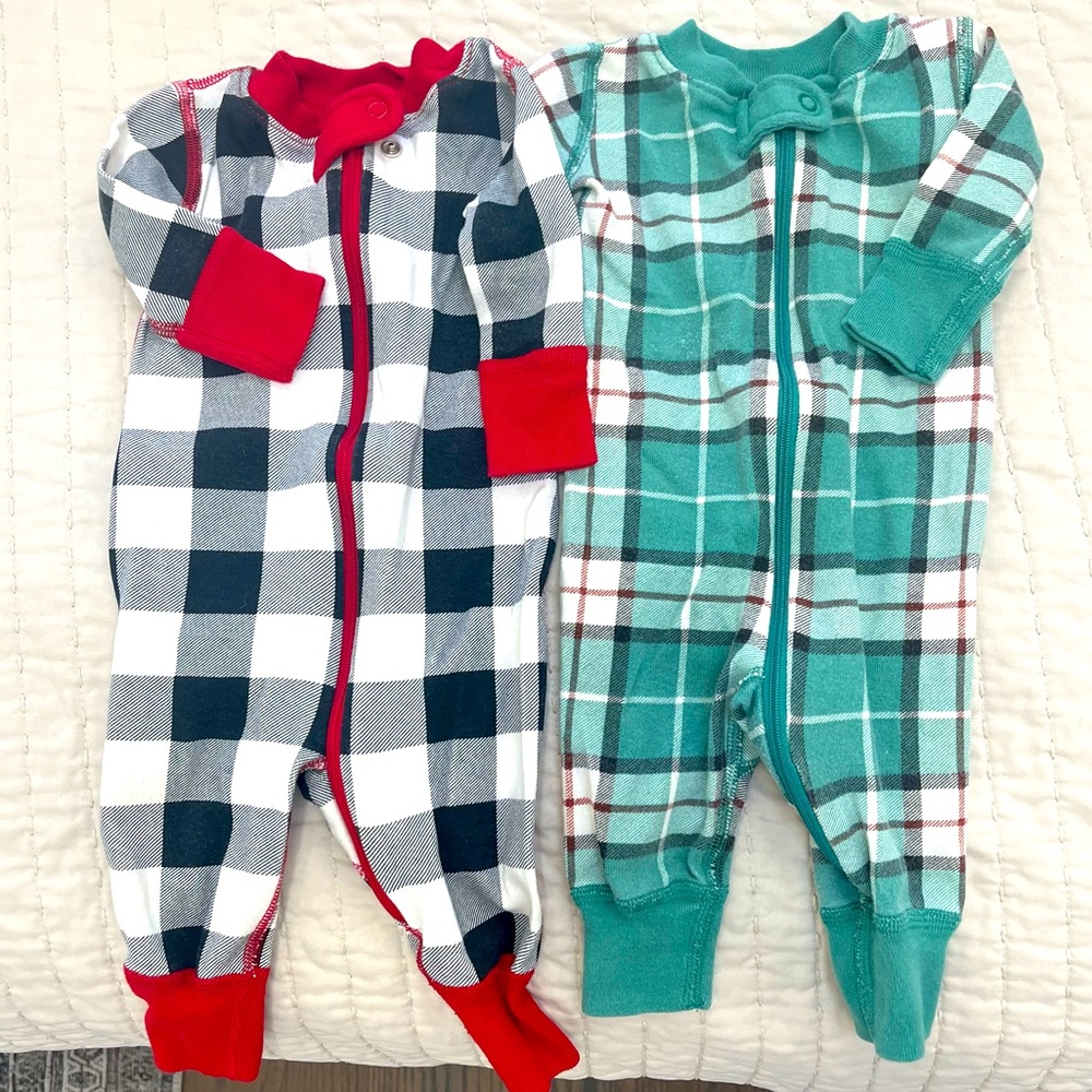 Set of two Hanna Anderson zip up onesies 0-3 months